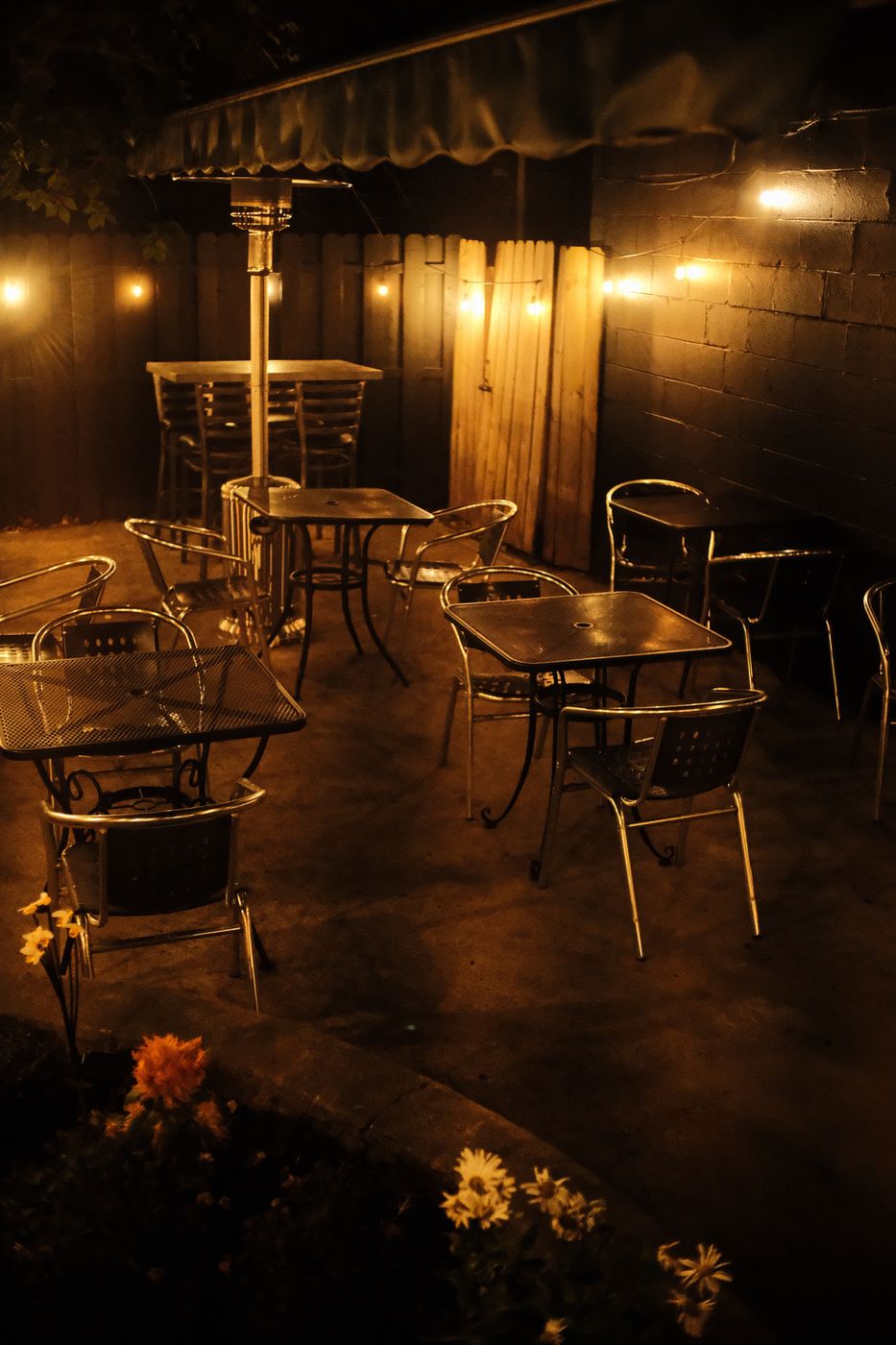 HOKAH outdoor patio — Pittsburgh hookah lounge